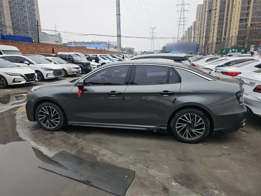 Lynk & Co 03 2021 2.0TD Auto Jin Plus фото 5