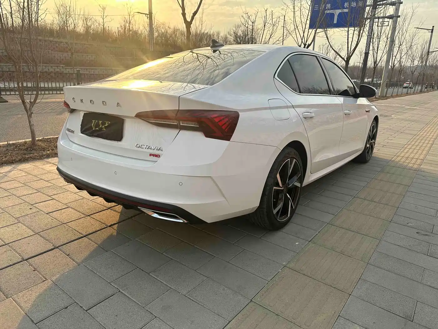 Škoda Octavia 2022 PRO TSI280 Premium Edition фото 9