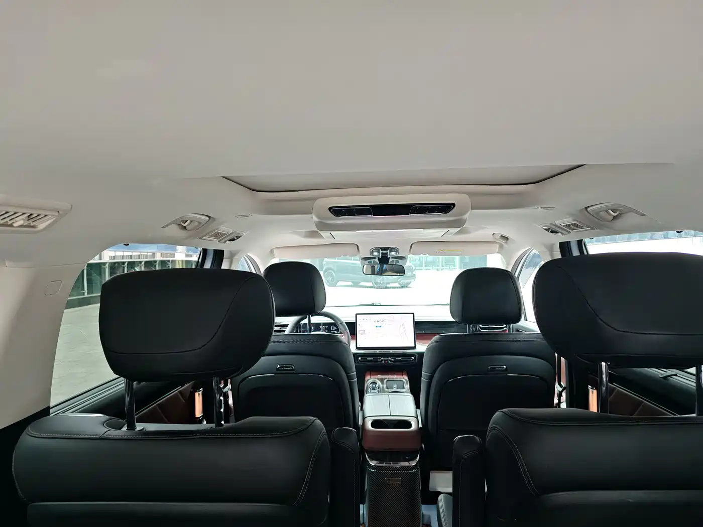 GAC Trumpchi Trumpchi E8 NEV 2024 150km Soaring Glory+ фото 8