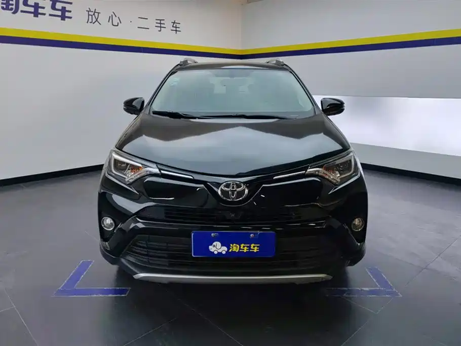 Toyota RAV4 Rongfang 2016 2.0L CVT 2WD Smart (China V) фото 2