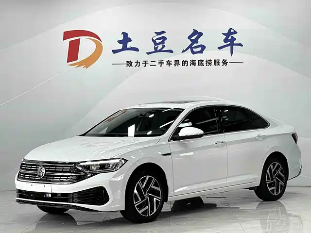 Volkswagen Sagitar 2023 280TSI DSG Beyond Lite — фото 1