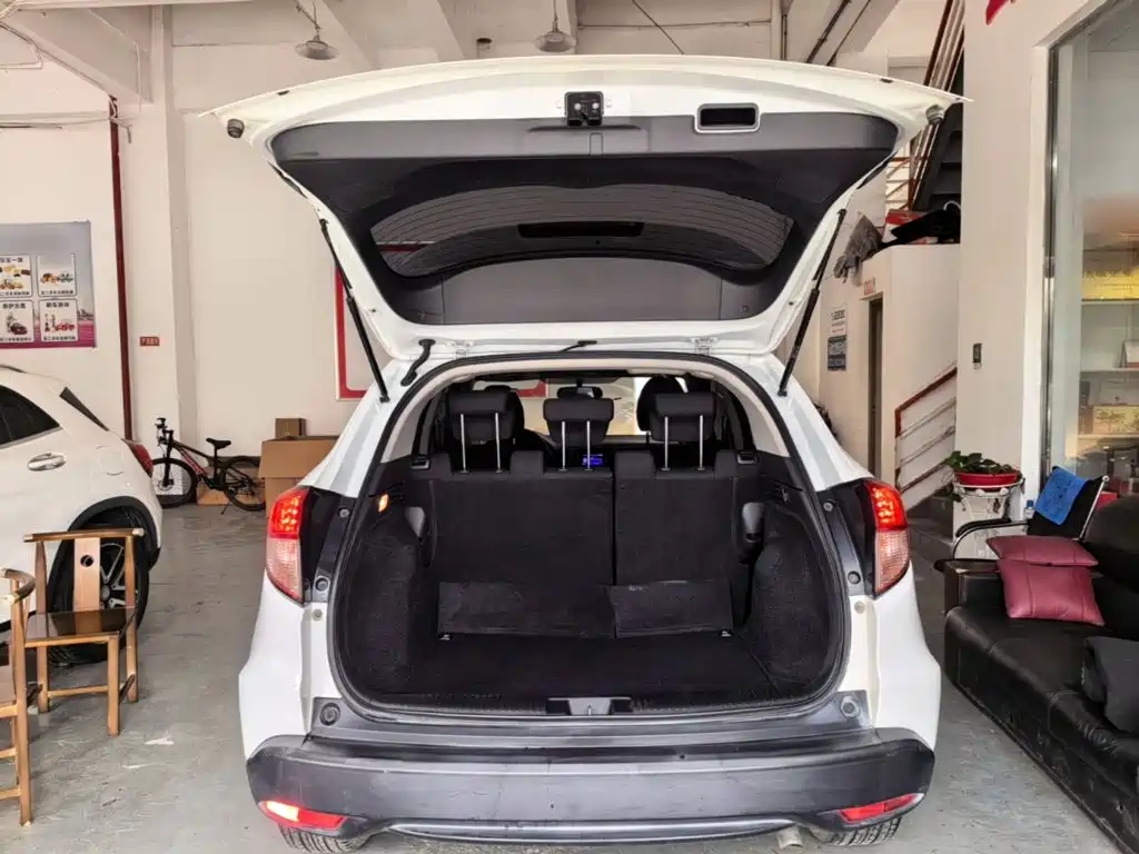 Honda Vezel 2015 2015 1.5L CVT 2WD Comfort