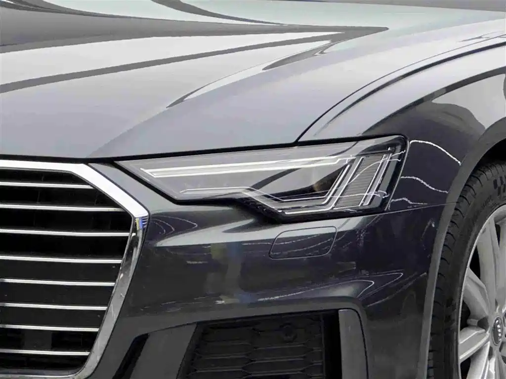 Audi A6L 2021 45 TFSI Exclusive Sport фото 3