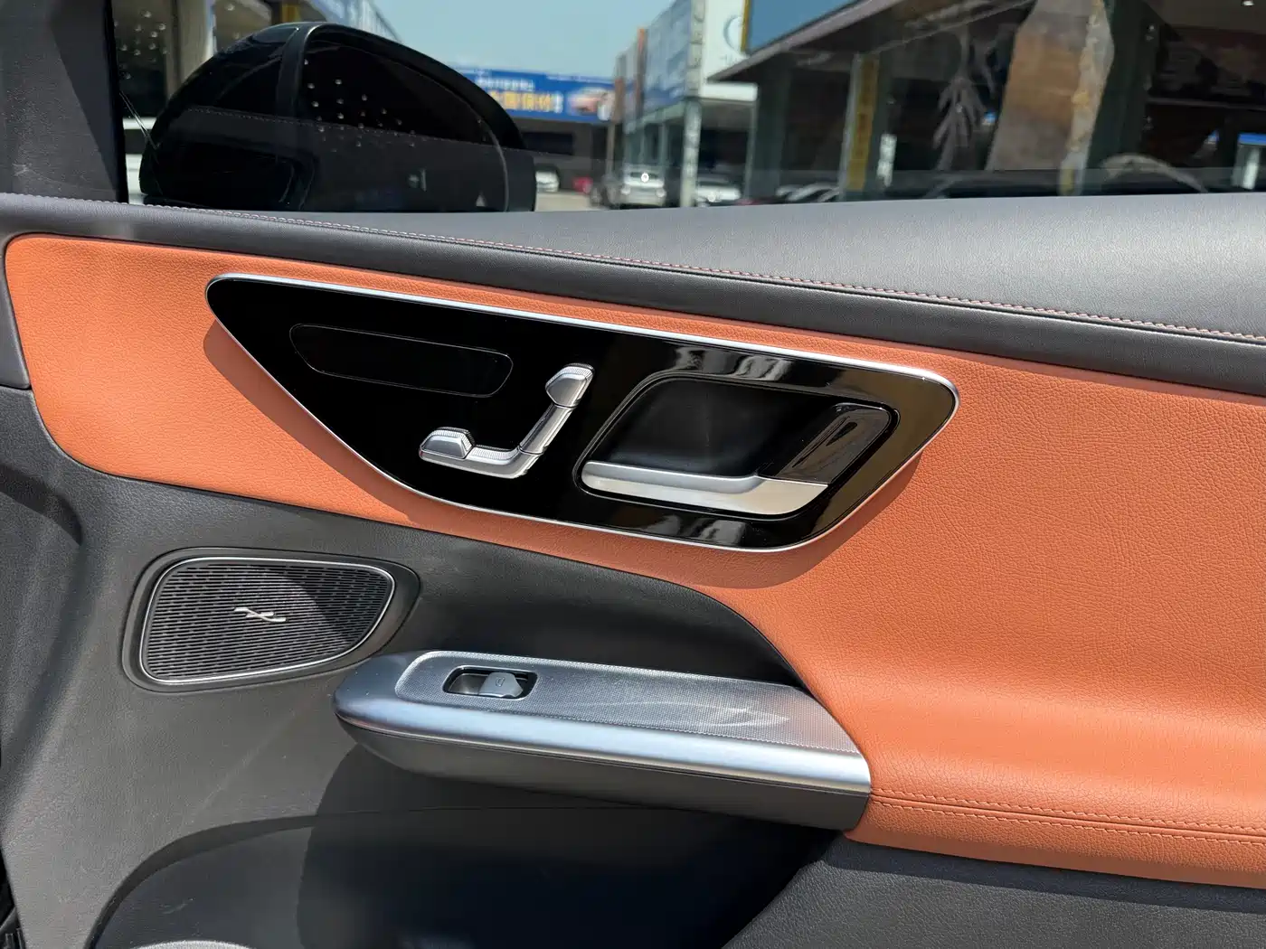 Mercedes-Benz GLC 2023 GLC 300 L 4MATIC Dynamic 7-Seater фото 14