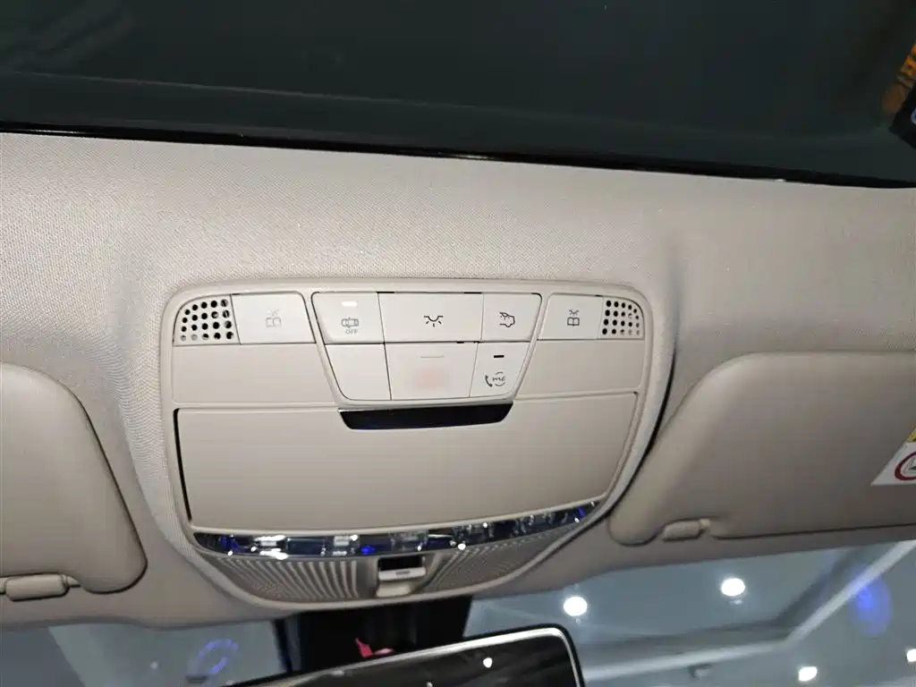 Mercedes-Benz E-Class 2023 Facelift E 260 L фото 18
