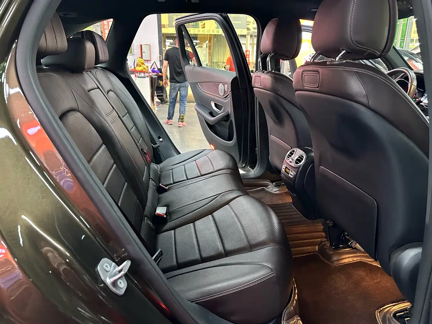 Mercedes-Benz GLC 2017 GLC 300 4MATIC Dynamic фото 10