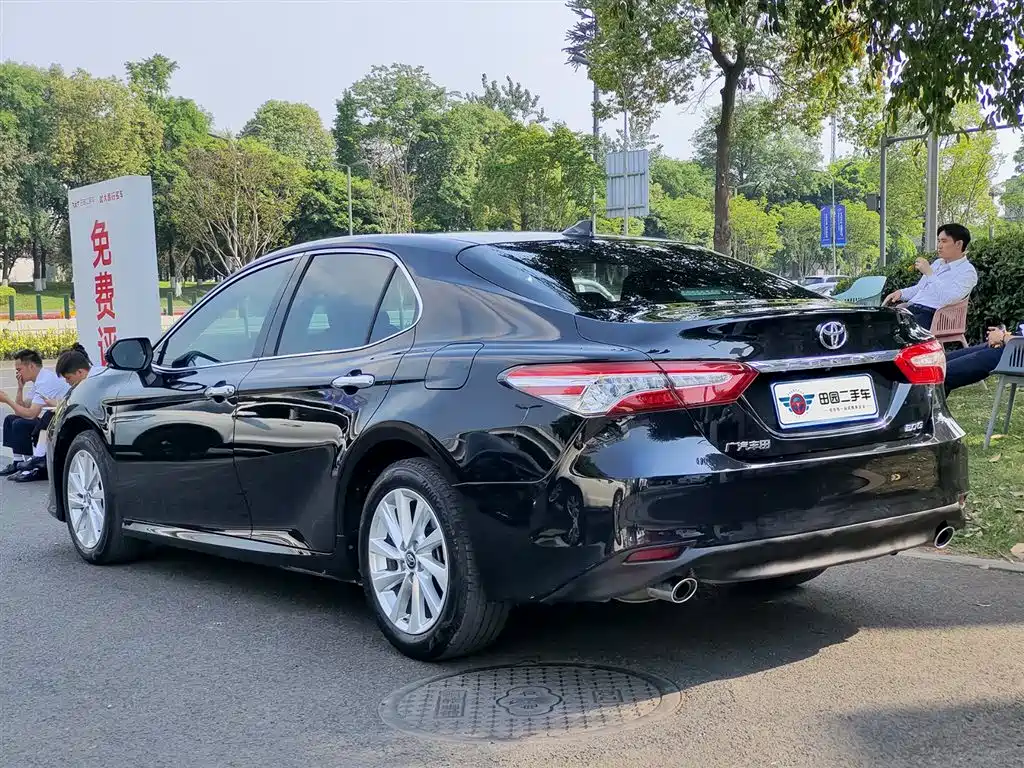 Toyota Camry 2021 2.0G Luxury Edition фото 4
