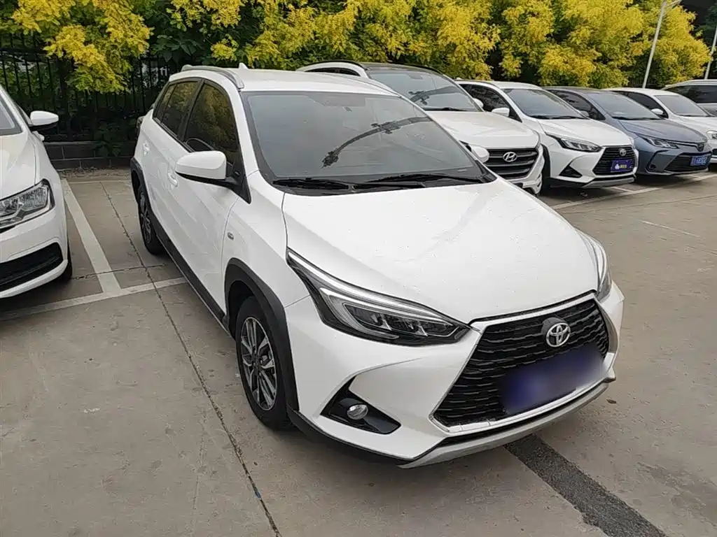 Toyota YARiS L Zhi Xuan 2022 Zhi Xuan X 1.5L CVT Luxury PLUS Edition фото 4