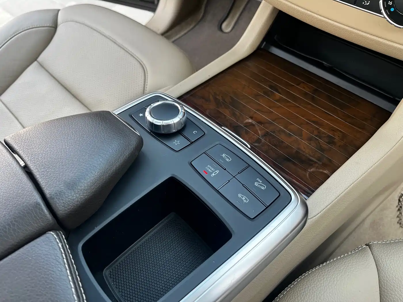 Mercedes-Benz M-Class 2015 ML 400 4MATIC Dynamic фото 8