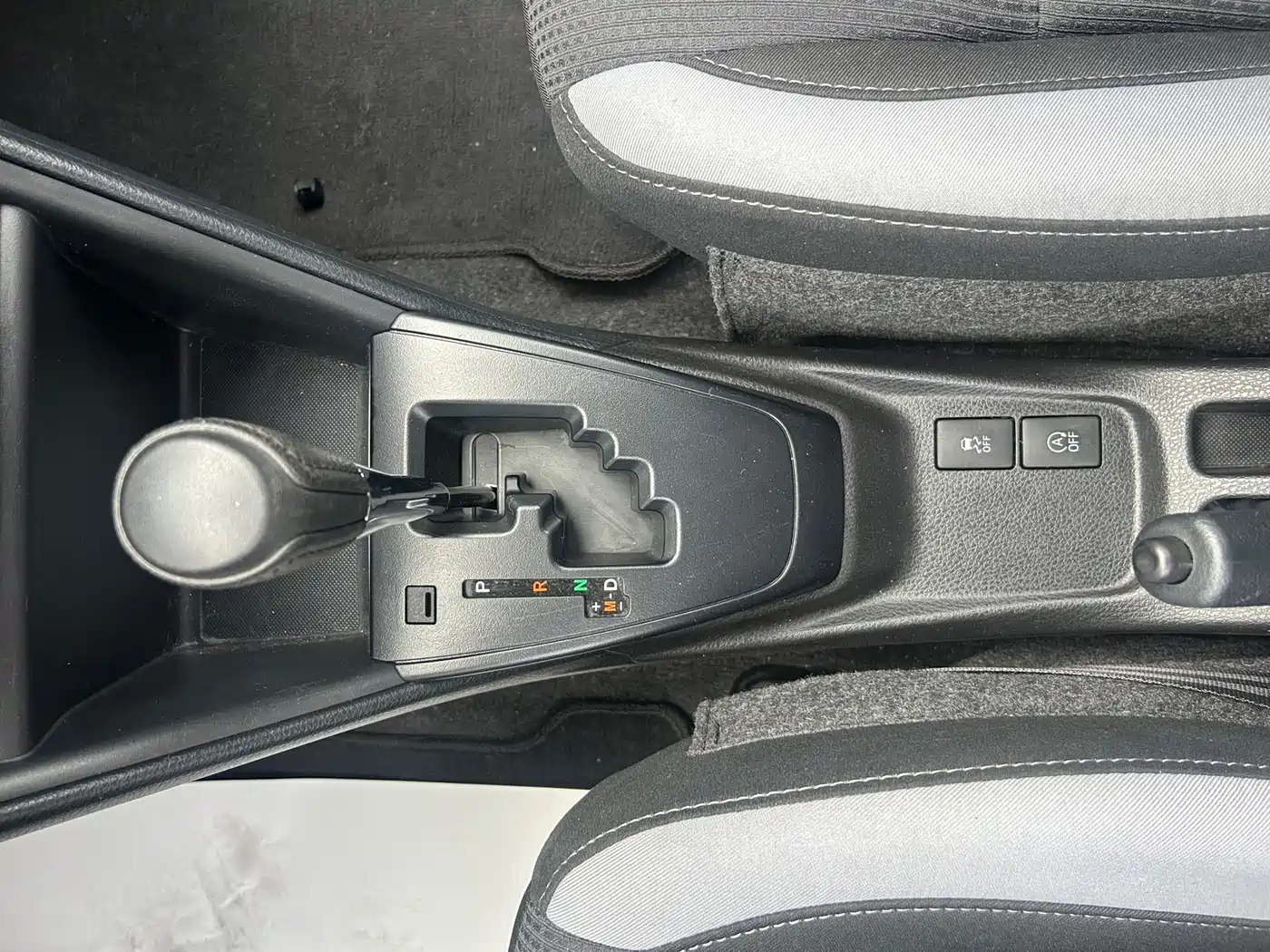 Toyota YARiS L Zhi Xuan 2020 1.5L CVT Leading Edition фото 15