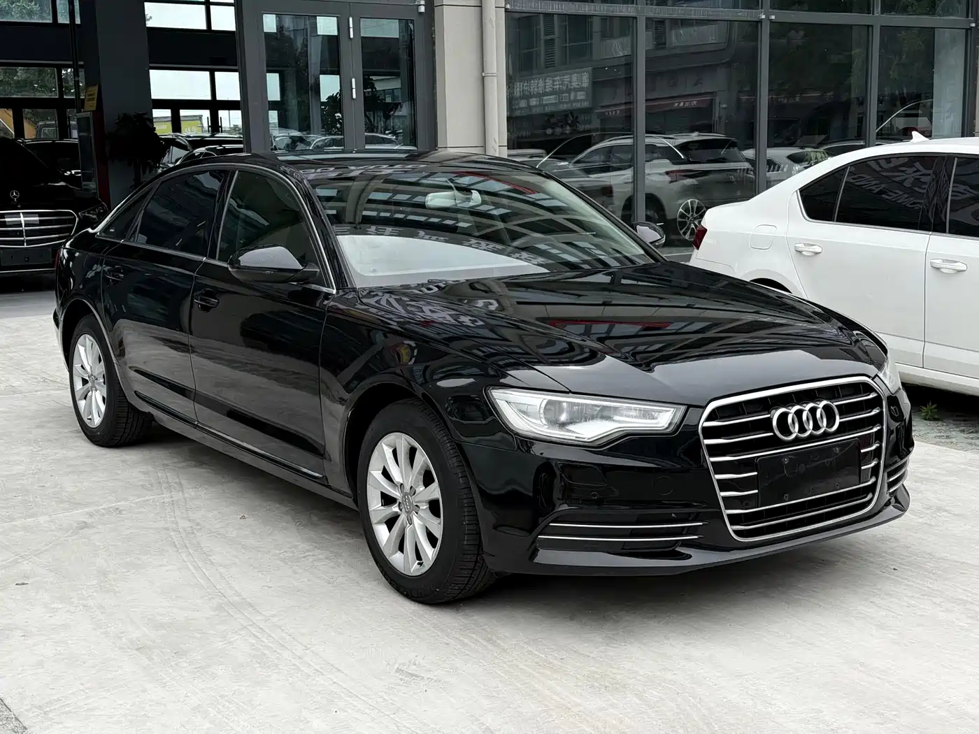 Audi A6L 2015 30 FSI Millionth Anniversary Comfort Enjoyment Type фото 3