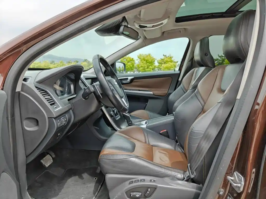 Volvo XC60 (Import) 2014 2014 Facelift T5 Elegance