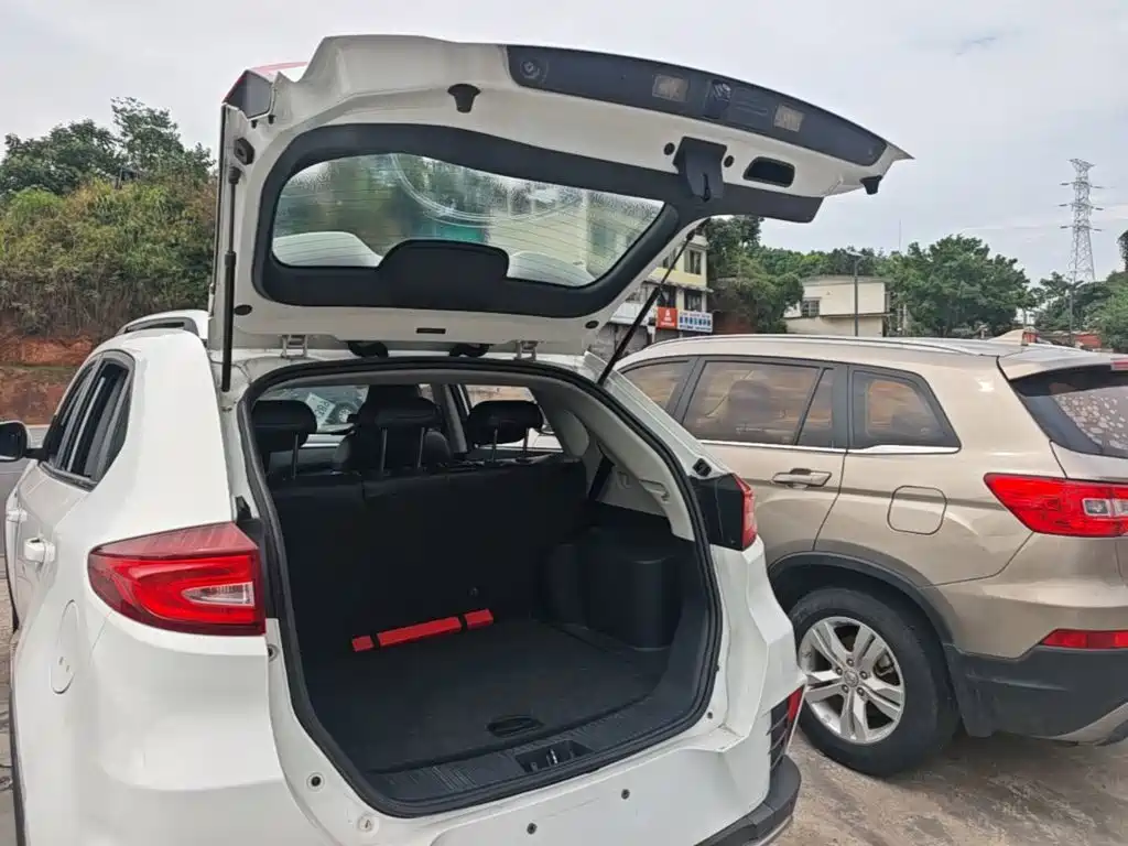 MG Roewe RX5 2017 2017 20T Automatic Premium Edition