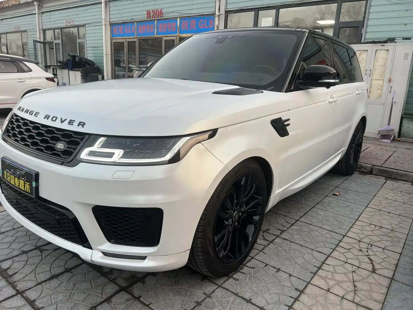 Land Rover Range Rover Sport 2017 3.0 SC V6 HSE DYNAMIC фото 3