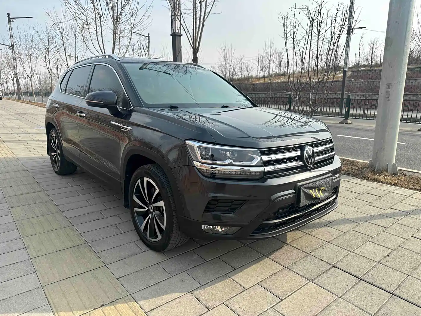 Volkswagen Tharu 2022 280TSI FWD Luxury Edition фото 3