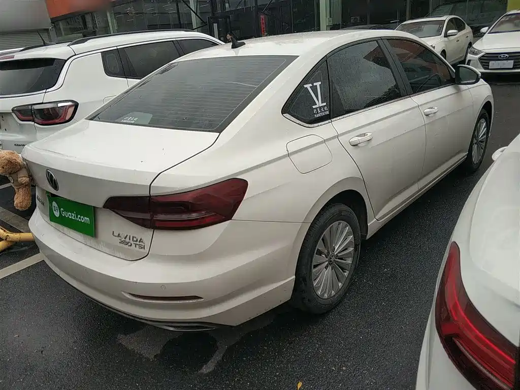 Volkswagen Lavida 2021 280TSI DSG Comfort Edition фото 7