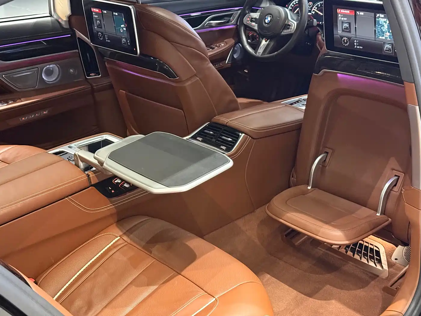 BMW 7 Series 2017 M760Li xDrive Excellence Luxury фото 16