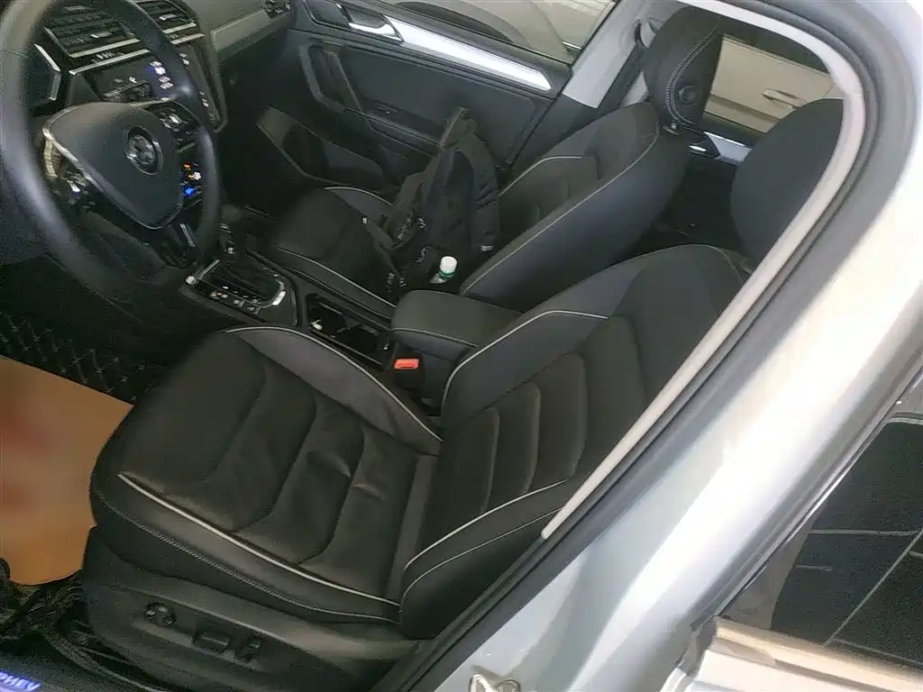 VOLKSWAGEN TIGUAN L NEW ENERGY