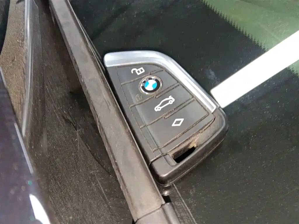 BMW X3 2022 Facelift xDrive30i Leading M Shadow Edition фото 17