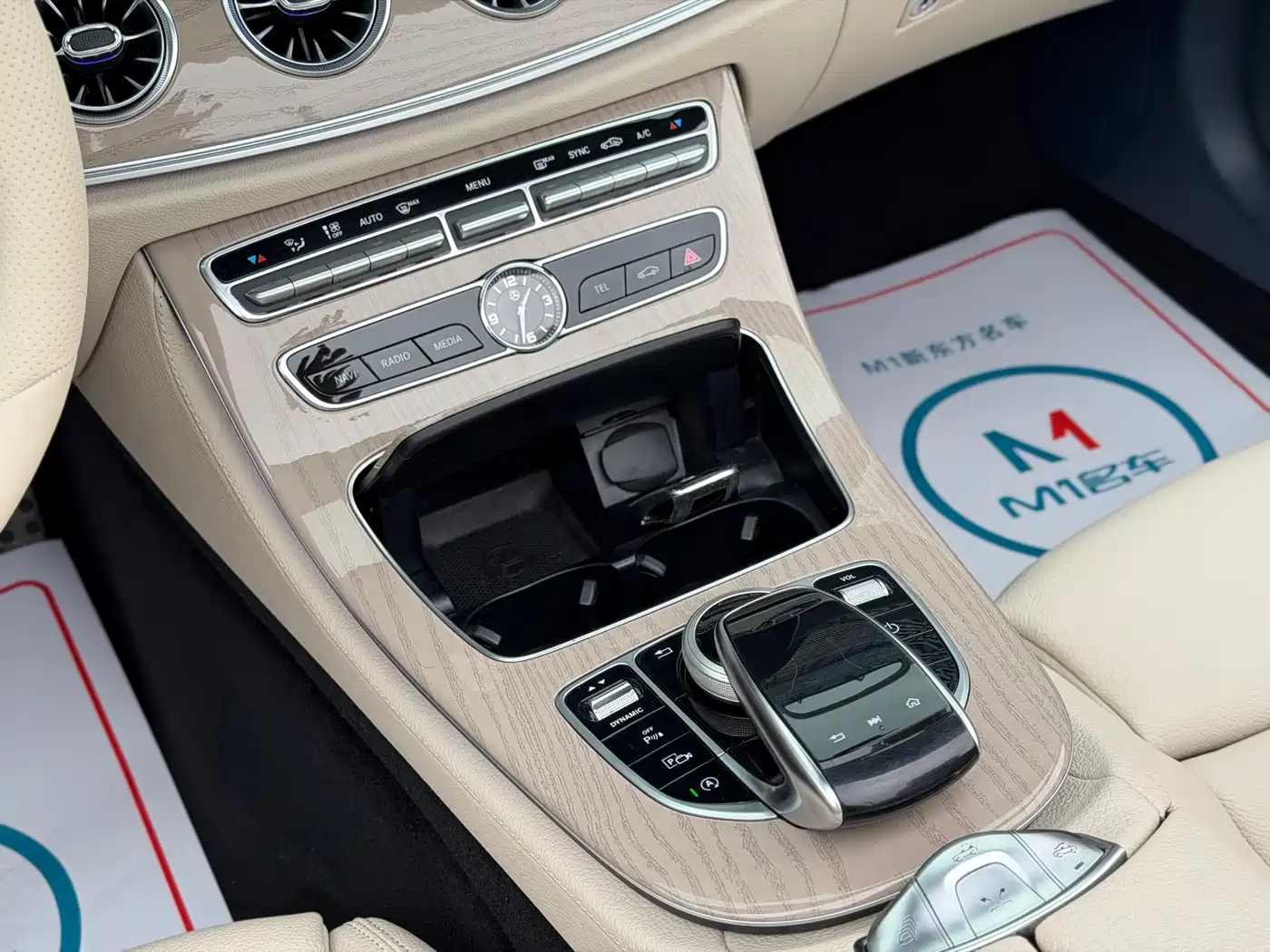 Mercedes-Benz E-Class (Import) 2020 E 260 Convertible Coupe фото 11