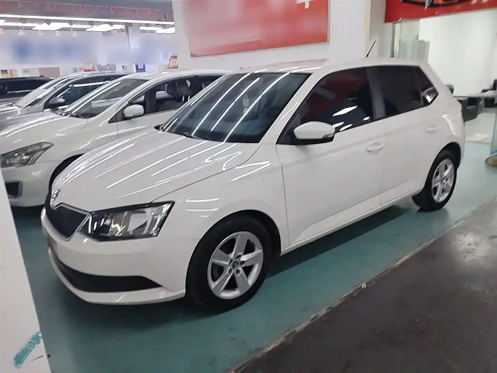 Škoda Fabia 2017 1.4L Auto Car Enjoy Edition