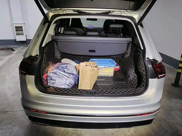 Volkswagen Tiguan L 2020 330TSI Auto 2WD R-Line Flagship China VI — фото 5