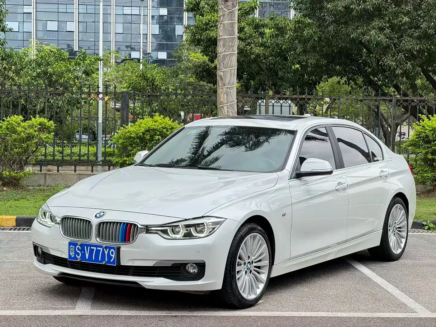 BMW 3 Series 2018 320Li Fashion Style