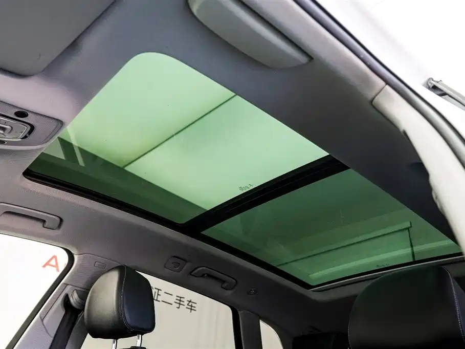 Audi Q5L 2020 Facelift 40 TFSI Honor Fashion фото 22