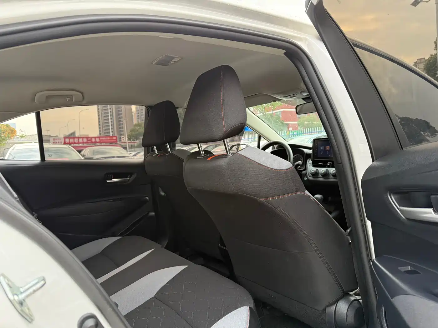 Toyota Corolla 2024 Model 1.2T Pioneer Edition фото 12