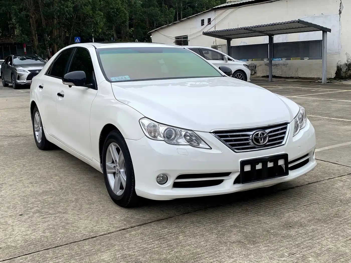 Toyota Reiz 2010 2.5V Elegance Elite Edition фото 3