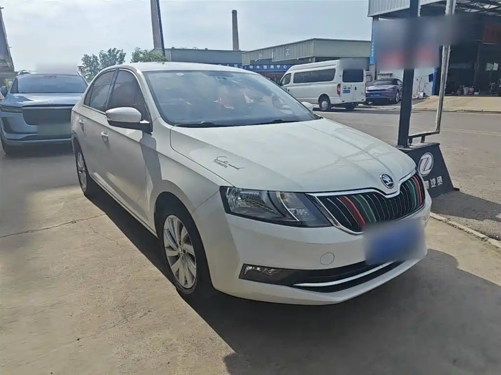 Škoda Rapid 2019 1.5L Automatic Comfort China V фото 4