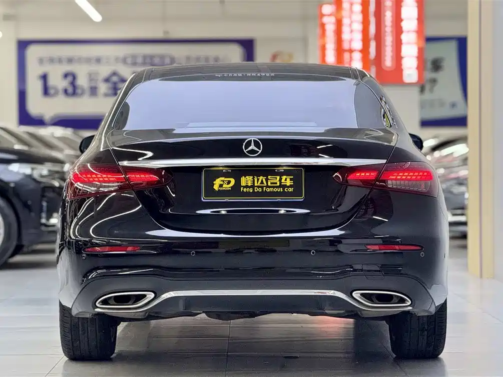 MERCEDES-BENZ E CLASS