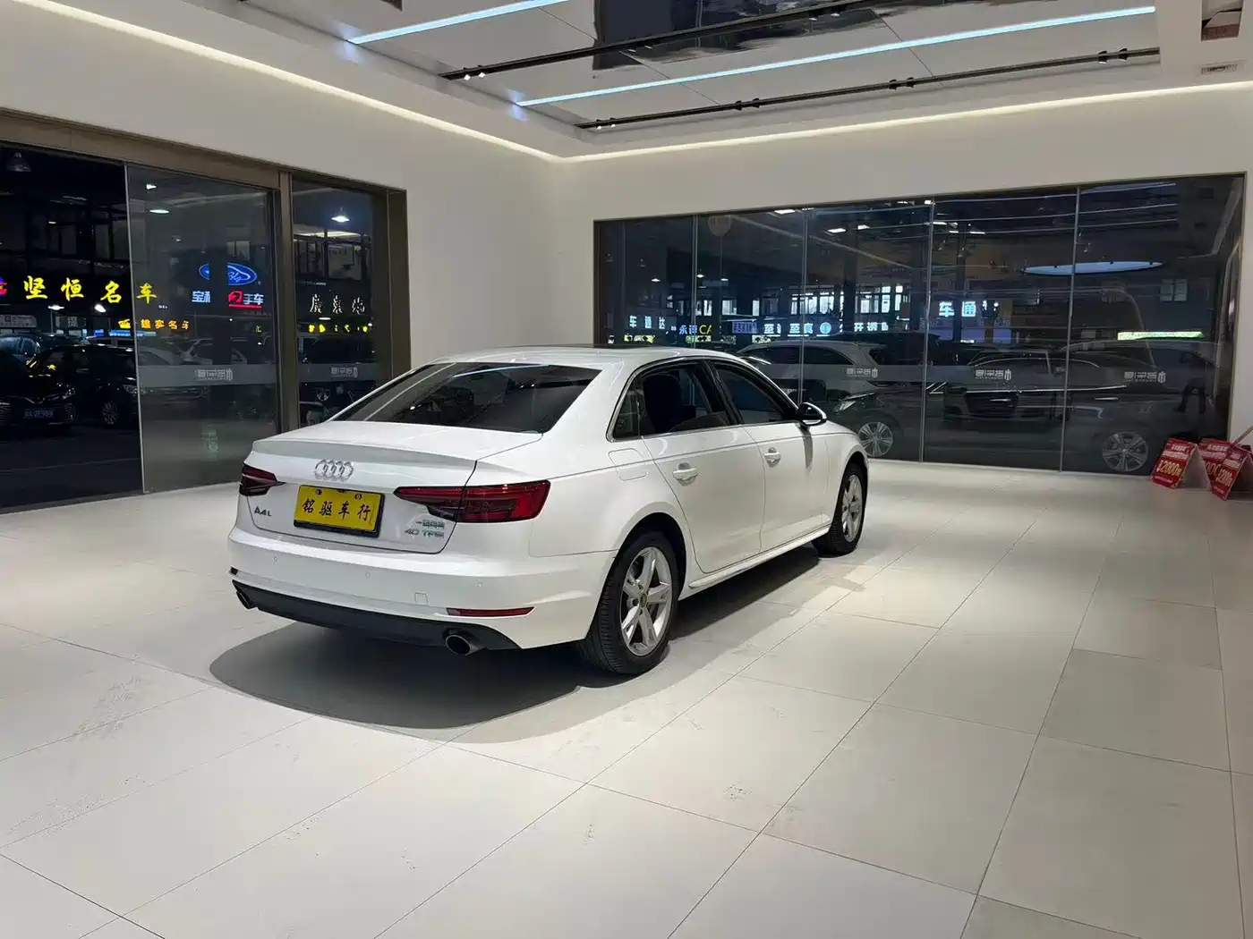 Audi A4L 2017 40 TFSI Fashion Edition фото 6