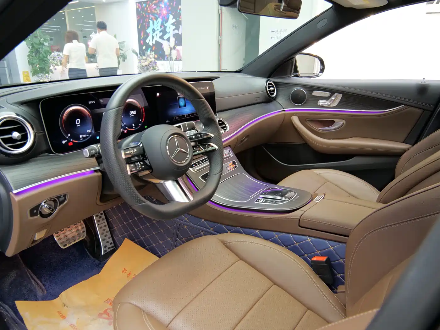 Mercedes-Benz E-Class 2021 E 300 L Sport Fashion фото 5