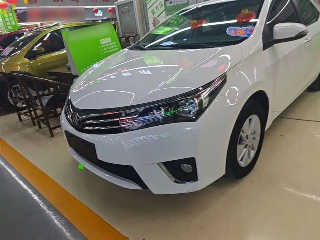 Toyota Corolla 2014 1.6L CVT GL фото 24