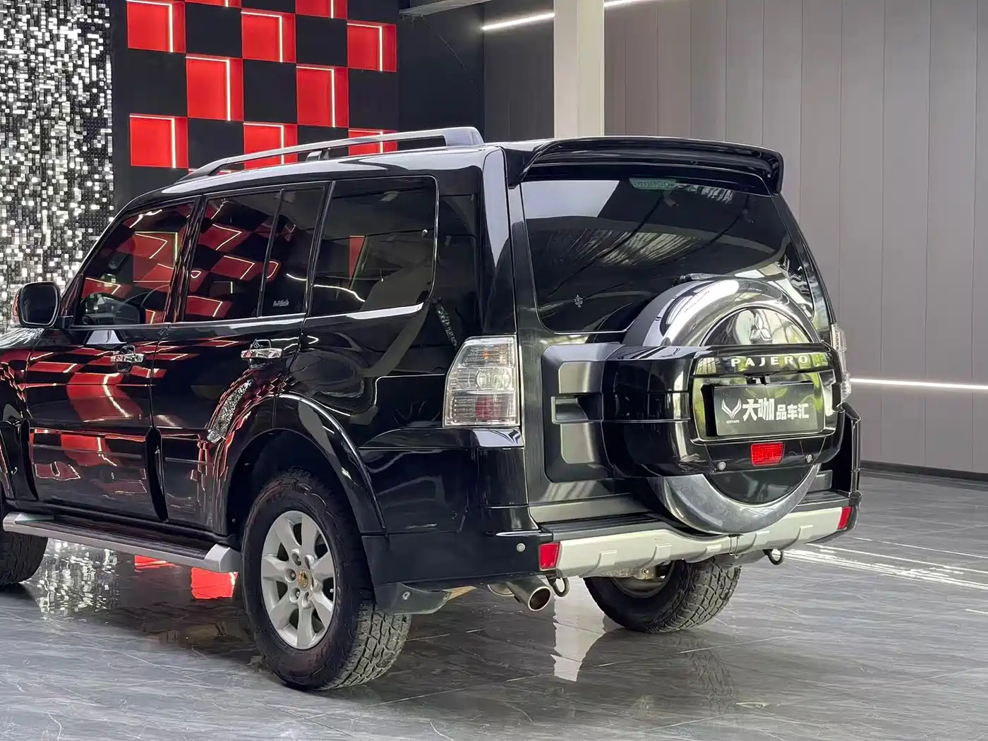 Mitsubishi Pajero (Import) 2014 3.0L Elite Edition фото 6