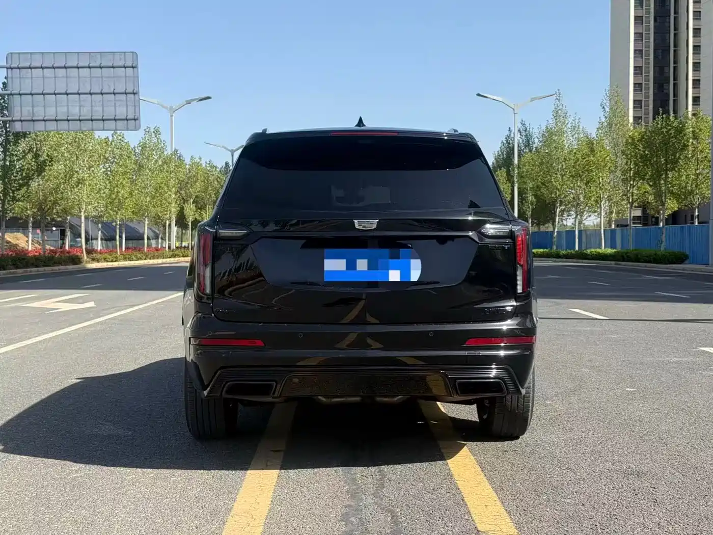CADILLAC XT6