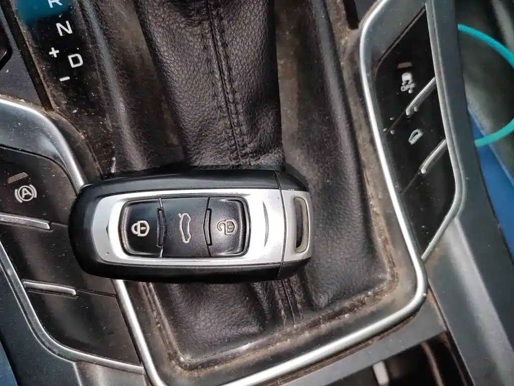 Geely Vision S1 2018 2018 1.4T CVT Sharp Enjoy