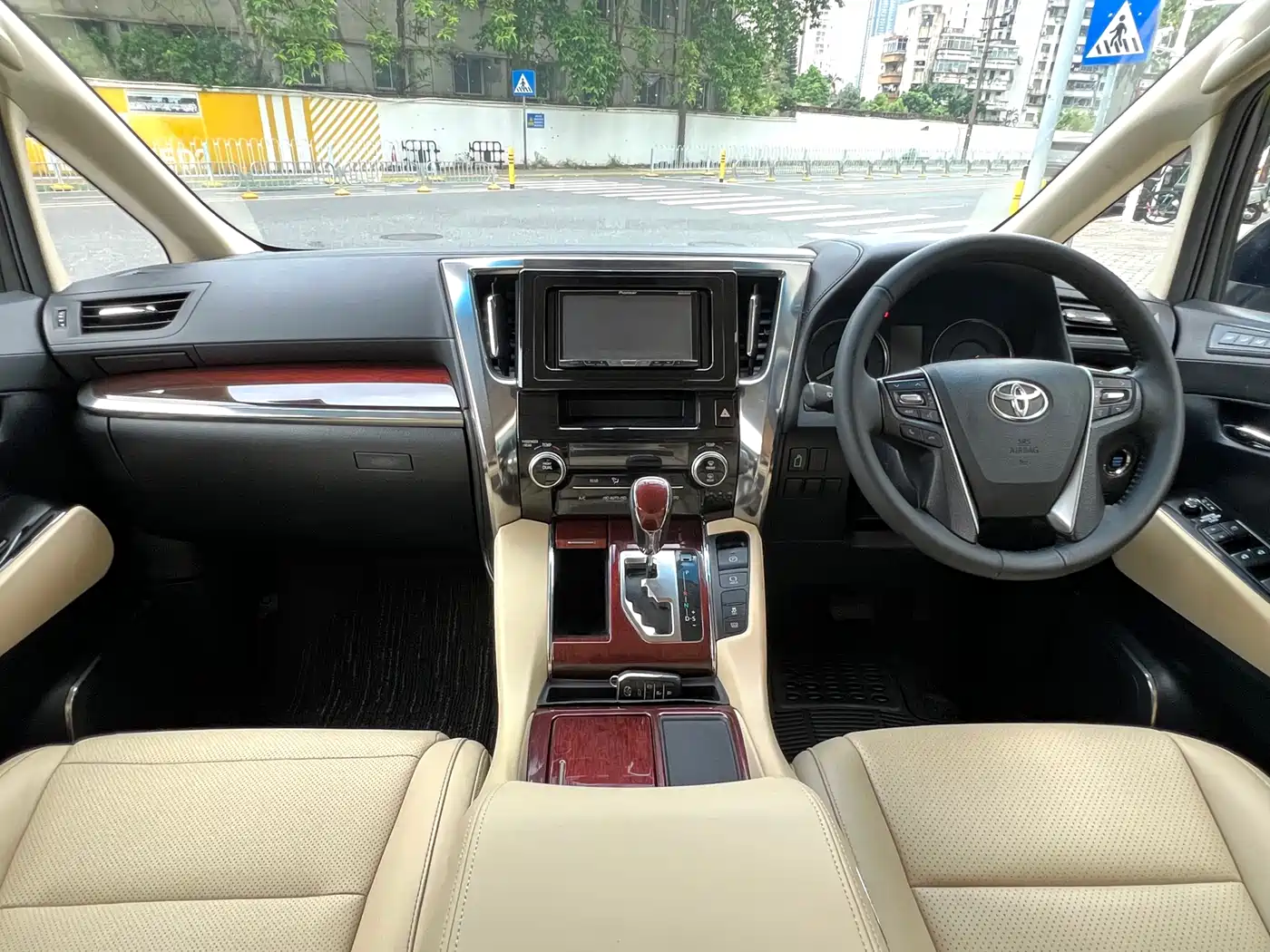 Toyota Alphard 2015 3.5L Luxury Edition фото 6