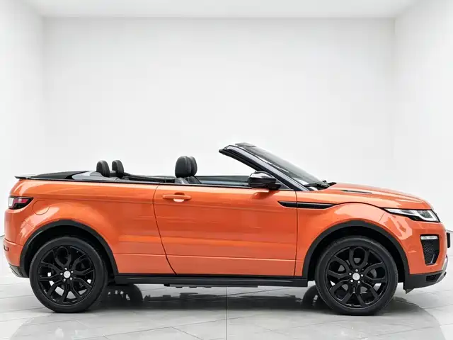 Land Rover Range Rover Evoque (Import) 2017 2.0T Convertible — фото 4