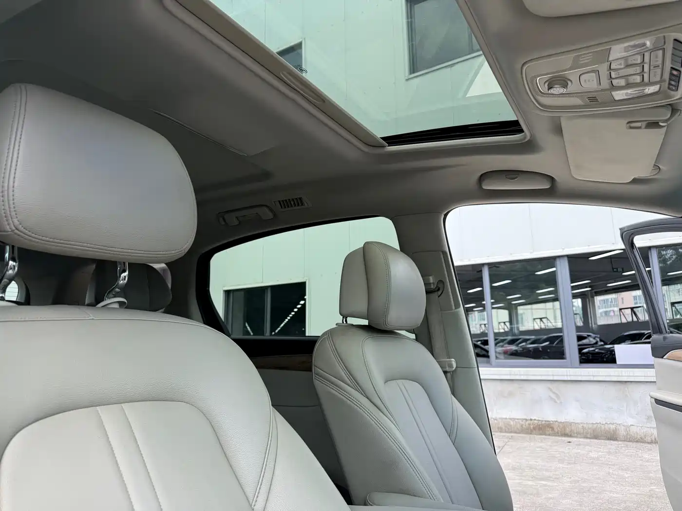 Buick GL8 2018 ES 28T Comfort Type China VI фото 16