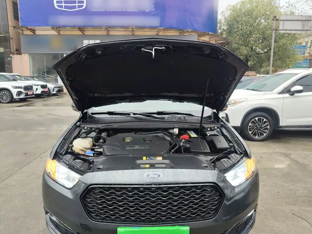 Ford Taurus 2016 2015 EcoBoost 245 Fashion
