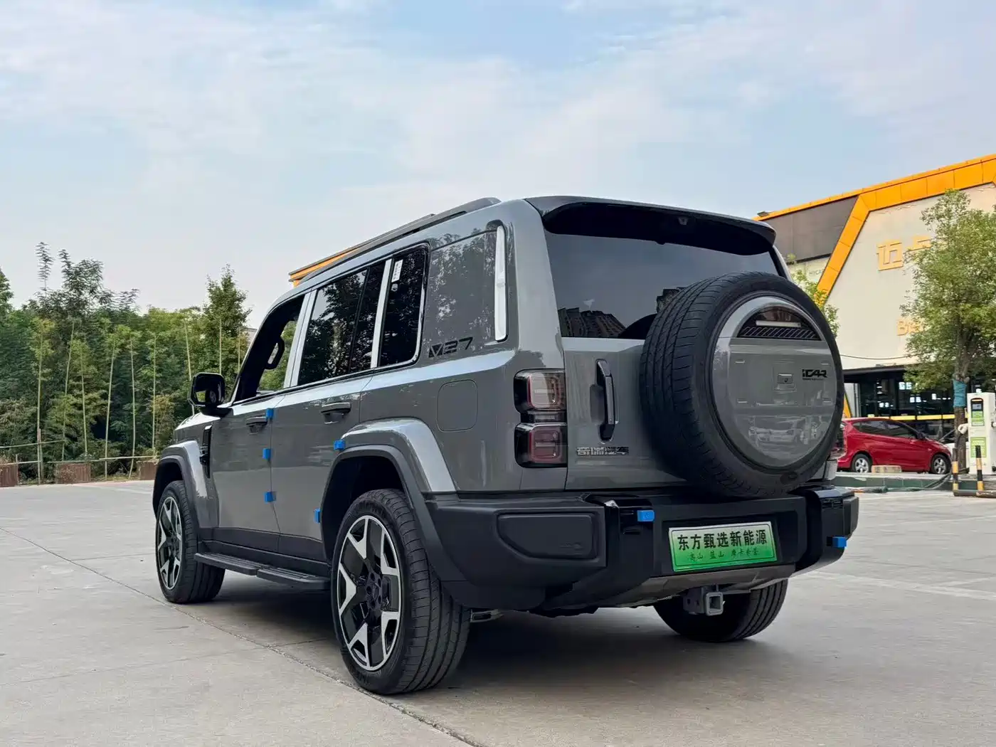iCAR V27 2026 2026 200KM AWD Falcon 500