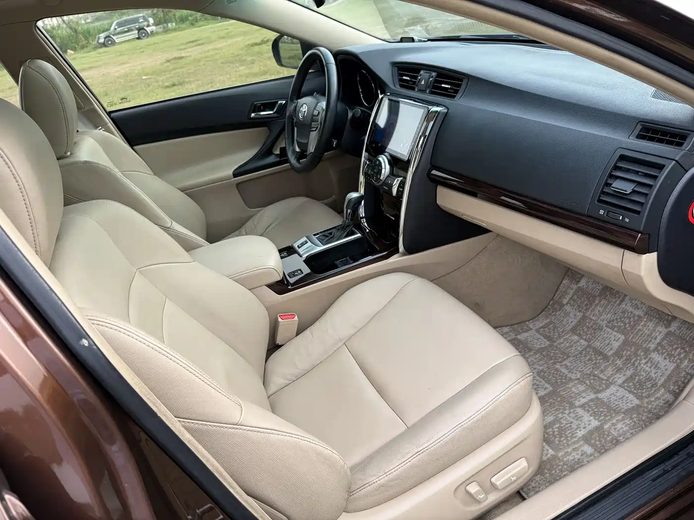 Toyota Reiz 2012 2.5V Grace Elite Styling Edition фото 14