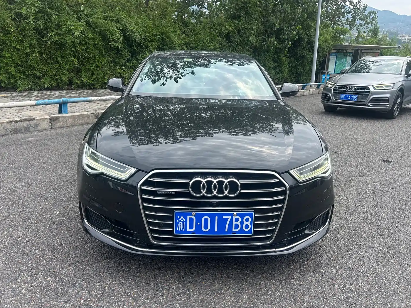 Photo 1 - Audi A6L