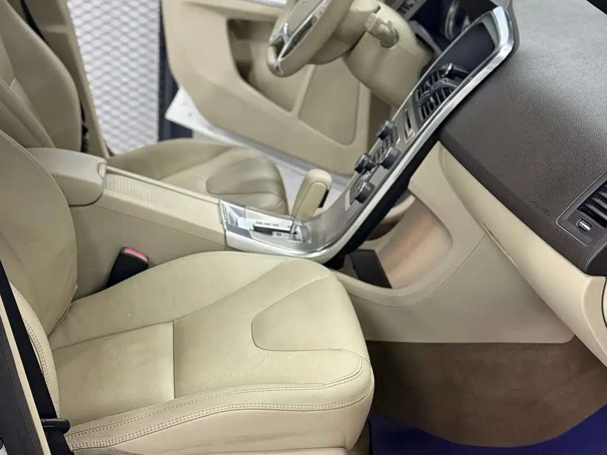 Volvo XC60 (Import) 2012 2012 T5 Comfort Edition