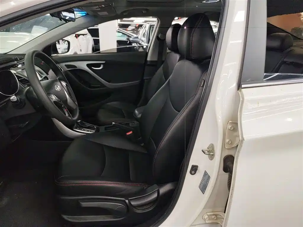 Hyundai Langdong 2016 1.6L Automatic Premium Edition фото 15
