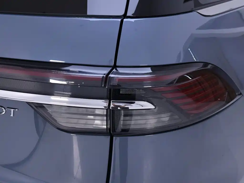 Lincoln Aviator 2025 2024 3.0T V6 AWD Luxury Edition 6-Seater