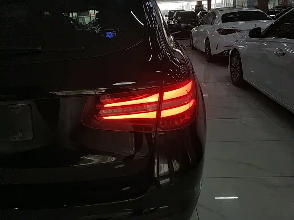 Mercedes-Benz GLC 2016 GLC 200 4MATIC фото 8