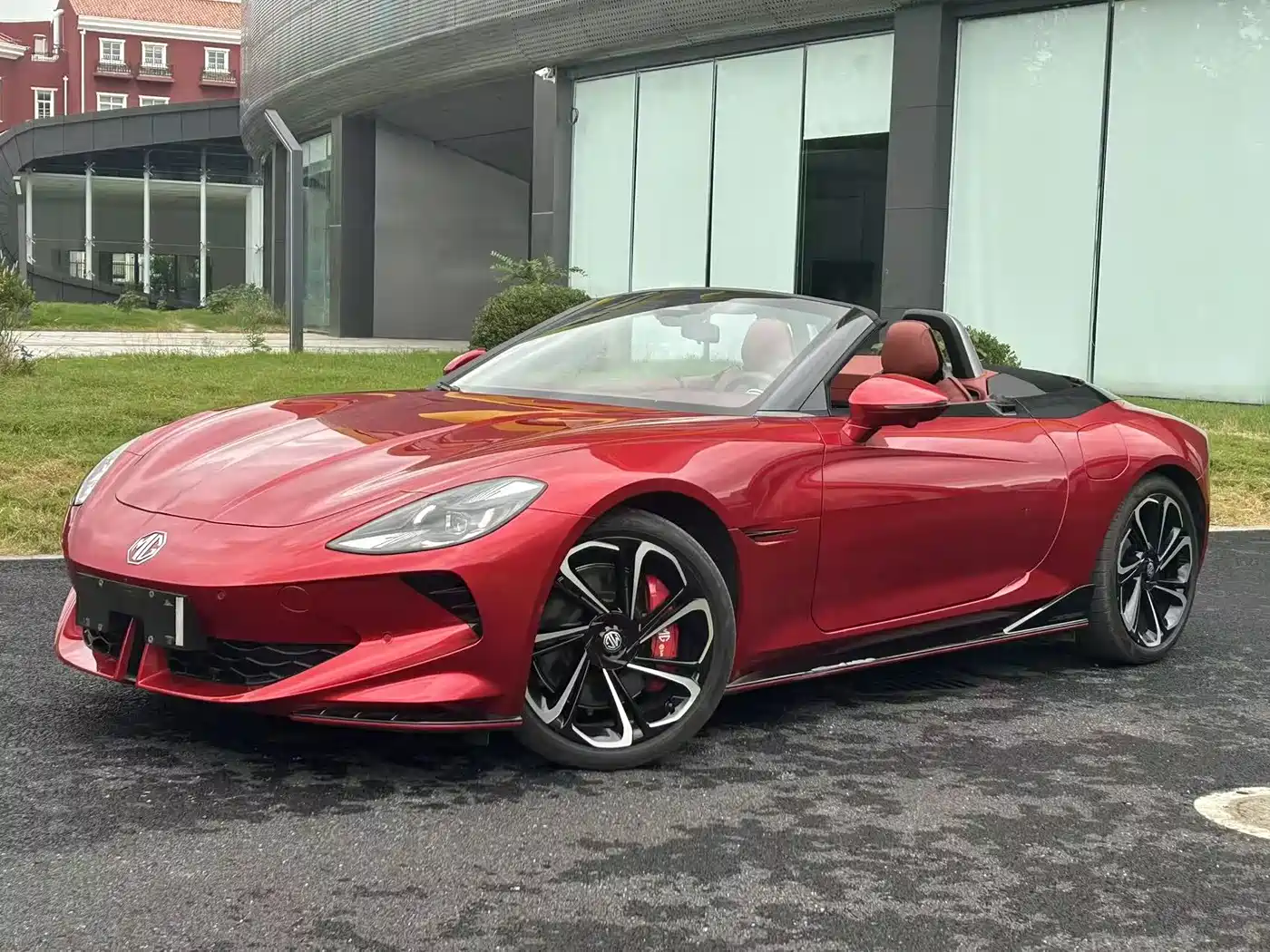 MG Cyberster 2024 520km Legendary AWD Version фото 2